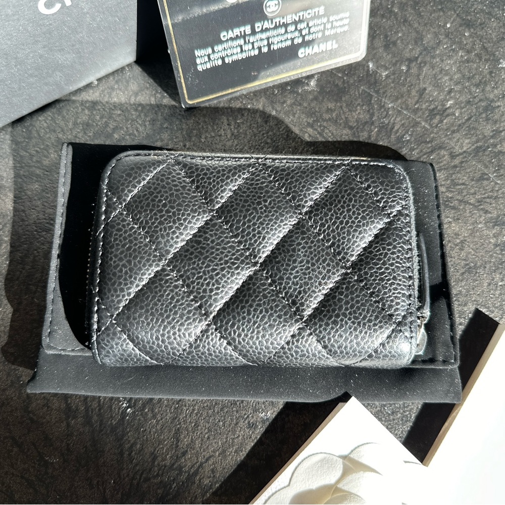 Authentic Chanel Zippy Coin Purse Wallet Caviar SHW Zipped Card Holder Wallet CC - Picture 2 of 11